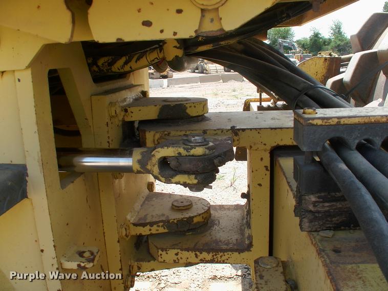 image for item DK9644 Bomag single drum roller