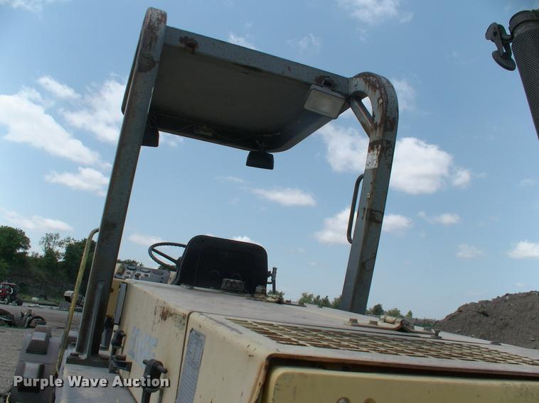 image for item DK9644 Bomag single drum roller