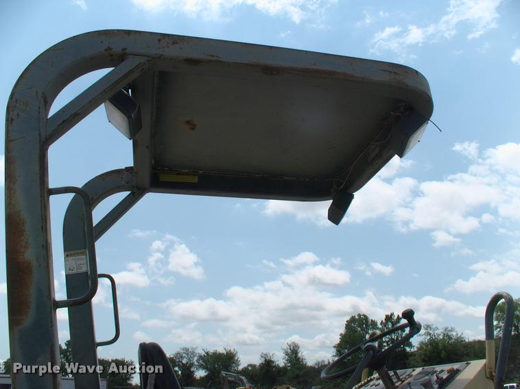 image for item DK9644 Bomag single drum roller