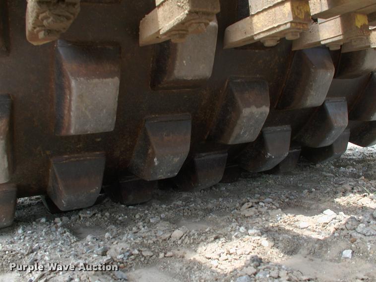 image for item DK9644 Bomag single drum roller