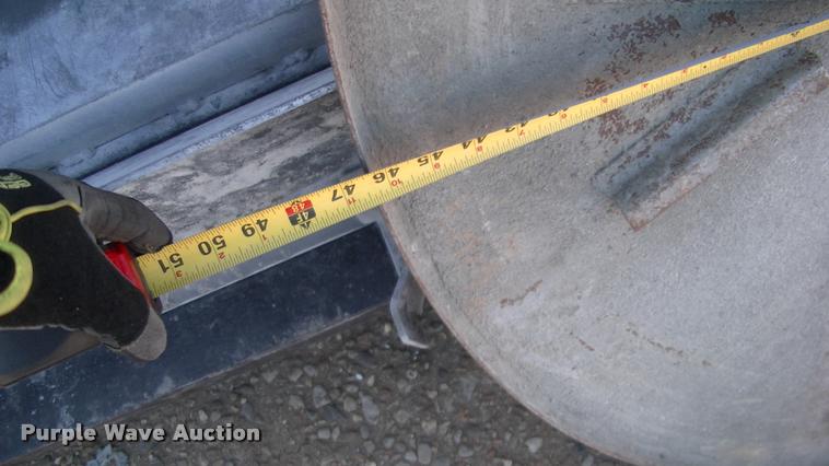 image for item DK9687 (2) concrete trowel plates