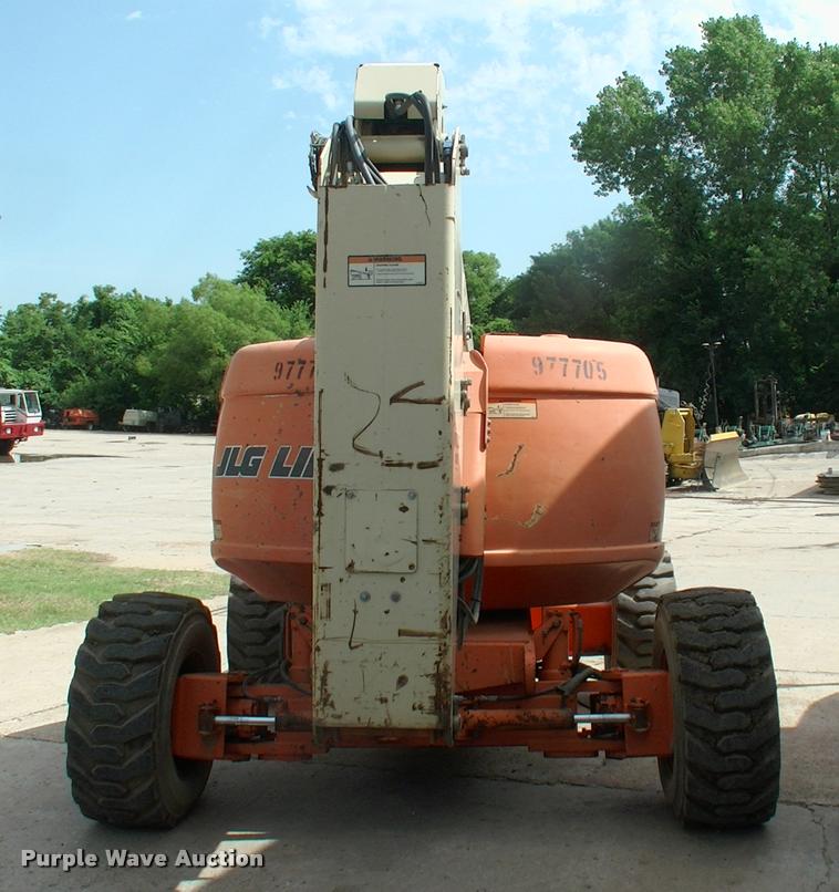 image for item DK9695 1999 JLG 600A boom lift