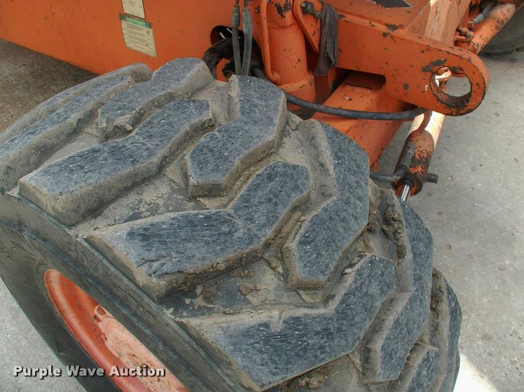 image for item DK9695 1999 JLG 600A boom lift