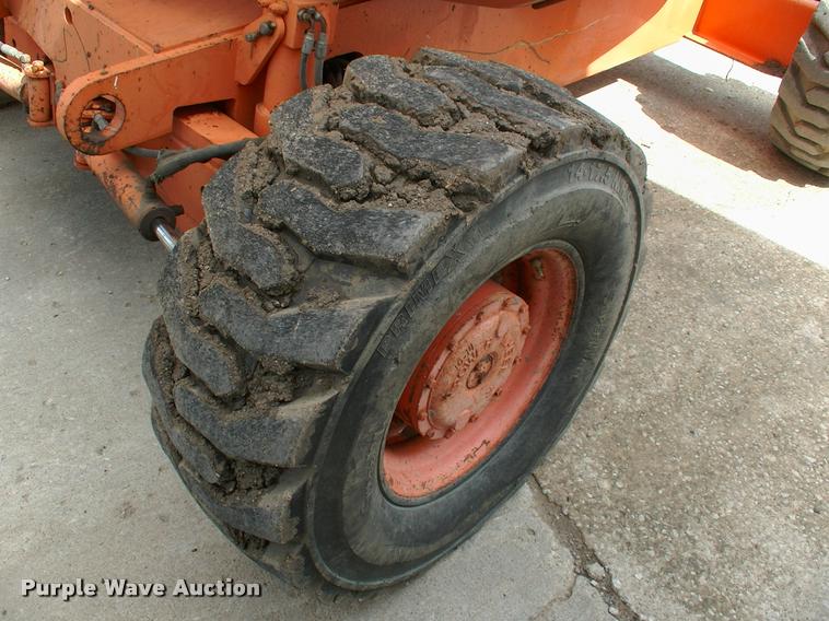 image for item DK9695 1999 JLG 600A boom lift