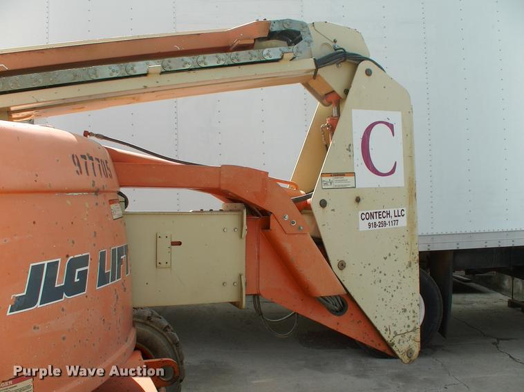 image for item DK9695 1999 JLG 600A boom lift