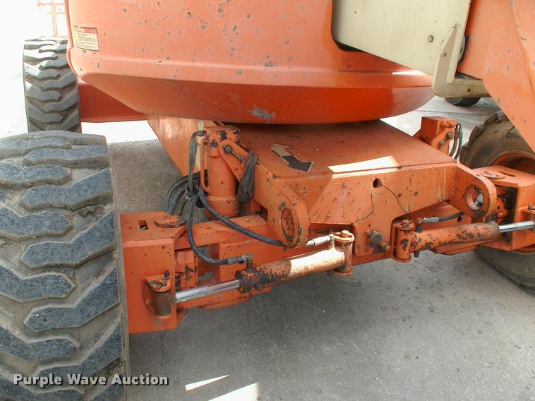 image for item DK9695 1999 JLG 600A boom lift
