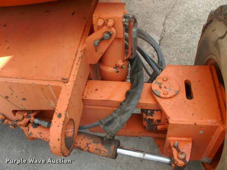 image for item DK9695 1999 JLG 600A boom lift