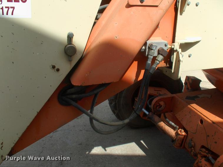 image for item DK9695 1999 JLG 600A boom lift