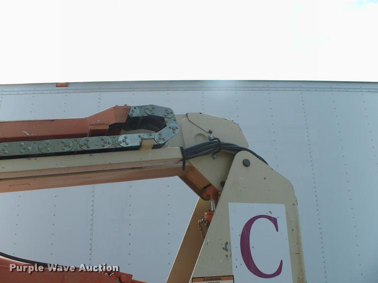 image for item DK9695 1999 JLG 600A boom lift