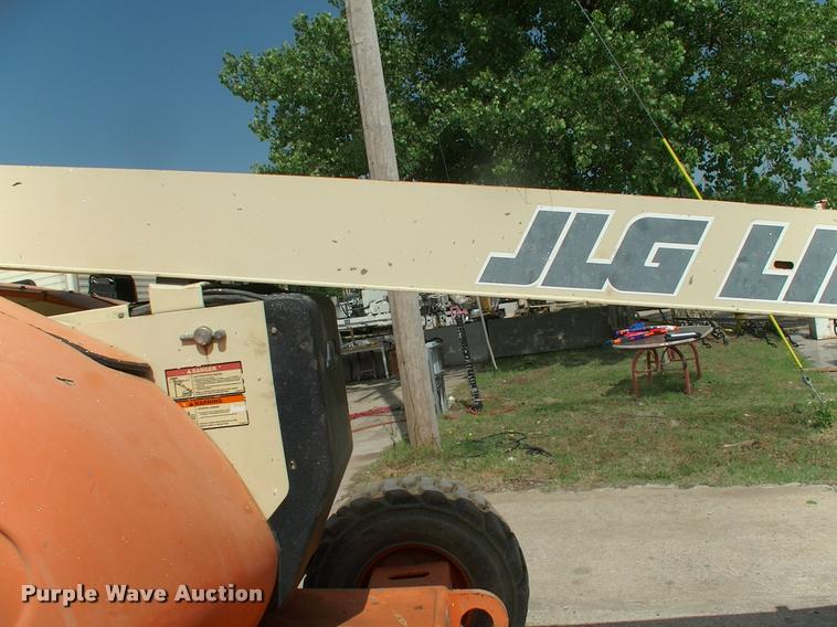 image for item DK9695 1999 JLG 600A boom lift