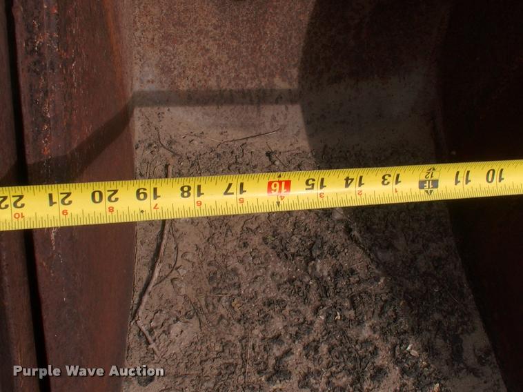 image for item DK9702 21.5"W bucket