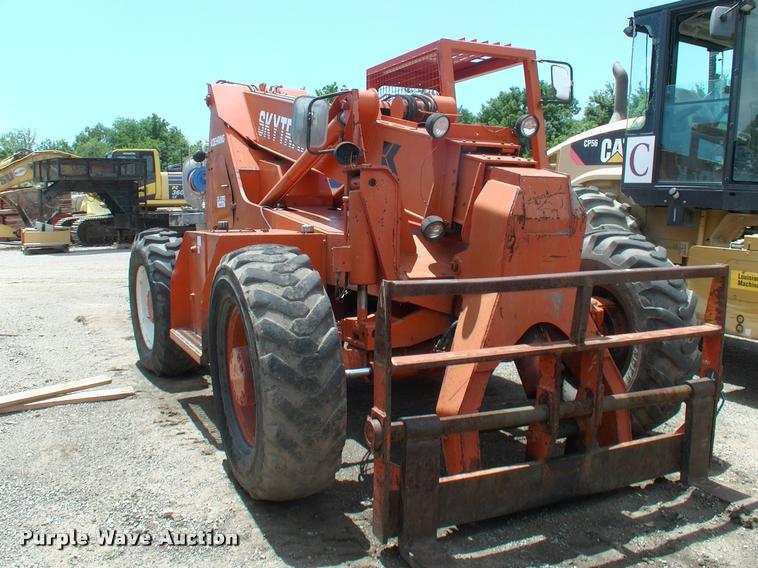 image for item DK9704 1986 Sky Trak 9038 telehandler