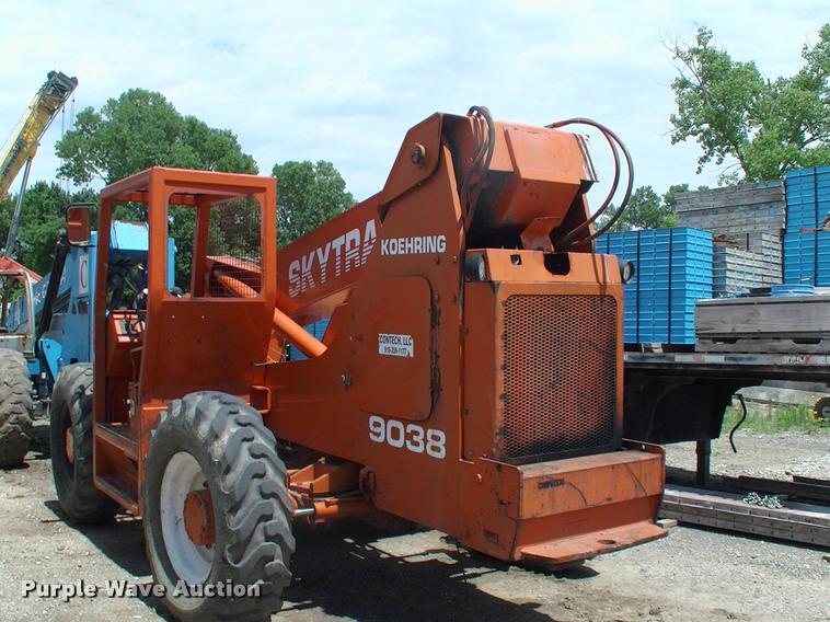 image for item DK9704 1986 Sky Trak 9038 telehandler