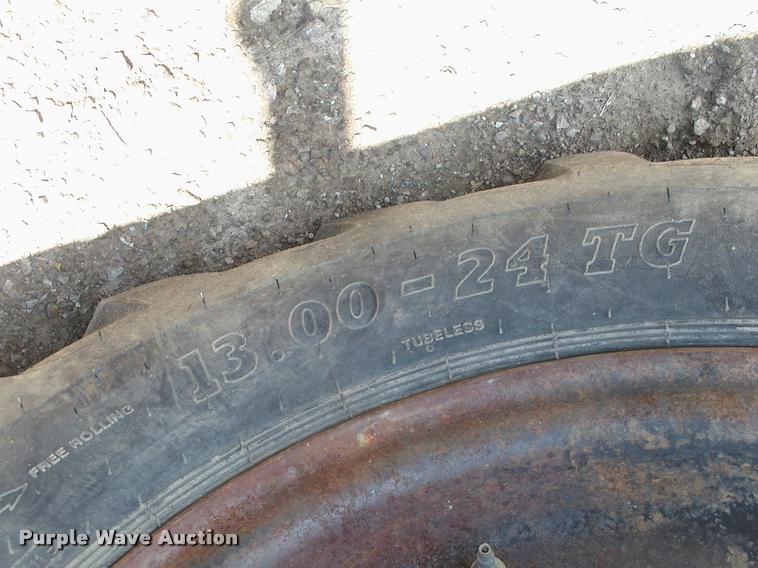 image for item DK9704 1986 Sky Trak 9038 telehandler