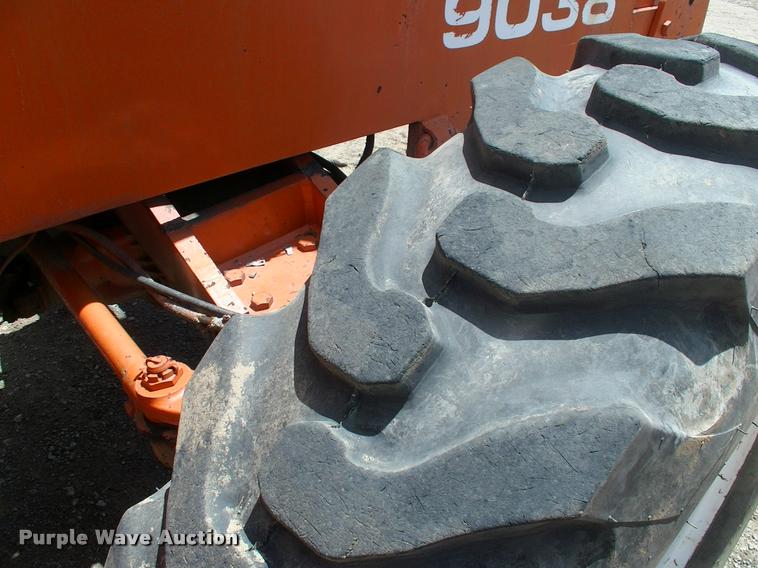 image for item DK9704 1986 Sky Trak 9038 telehandler