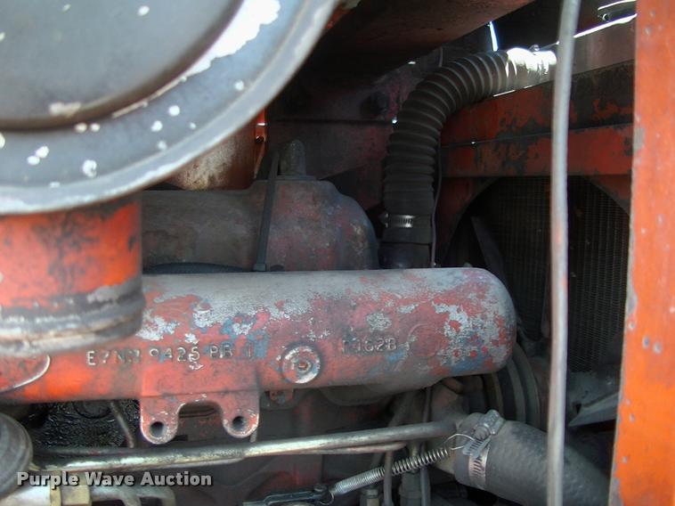 image for item DK9704 1986 Sky Trak 9038 telehandler