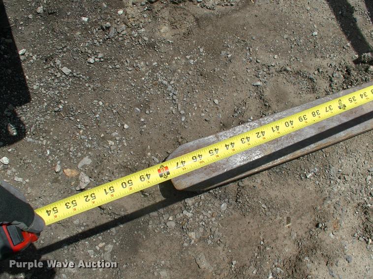 image for item DK9704 1986 Sky Trak 9038 telehandler