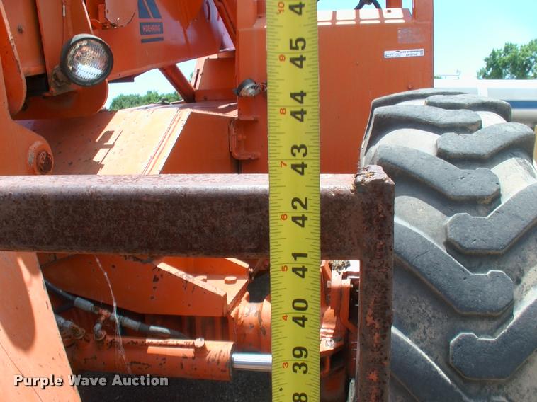 image for item DK9704 1986 Sky Trak 9038 telehandler