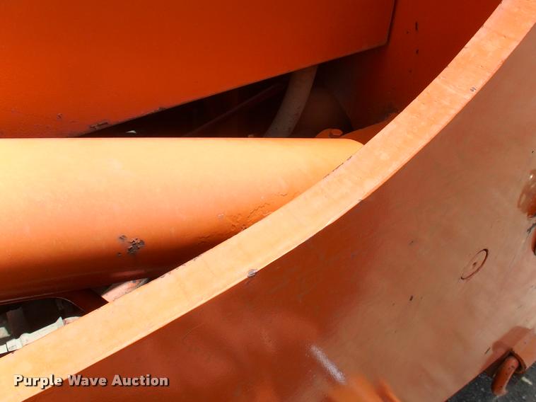 image for item DK9704 1986 Sky Trak 9038 telehandler