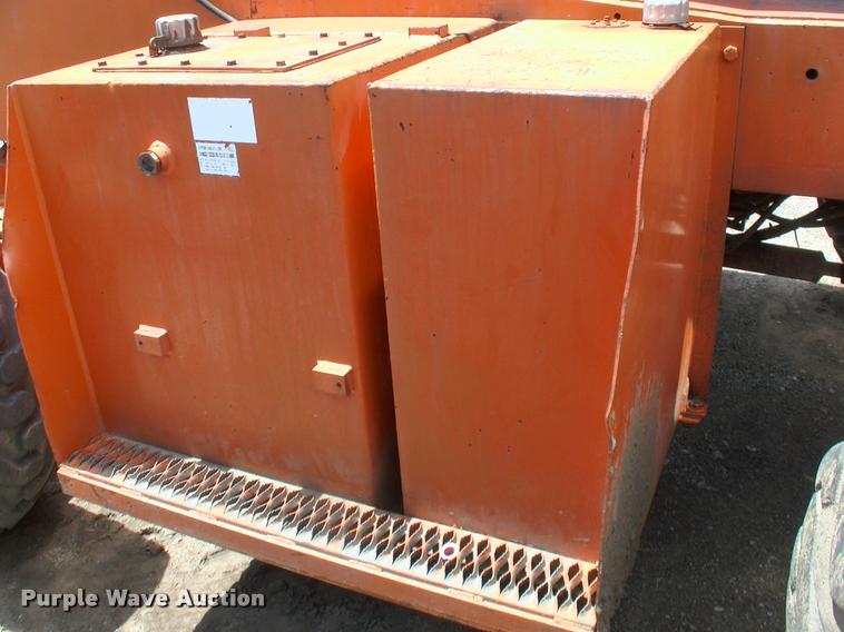 image for item DK9704 1986 Sky Trak 9038 telehandler