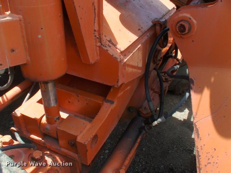 image for item DK9704 1986 Sky Trak 9038 telehandler