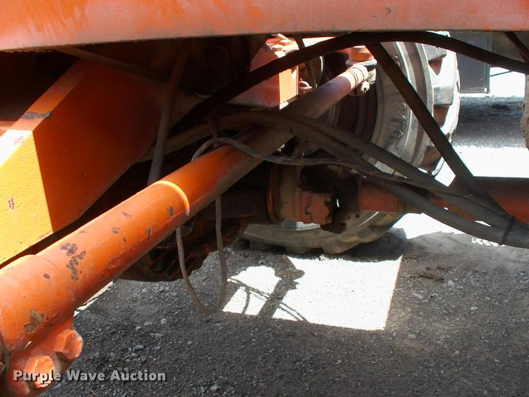 image for item DK9704 1986 Sky Trak 9038 telehandler