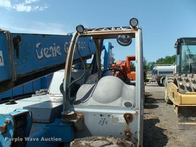 image for item DK9706 Genie GTH-844 telehandler