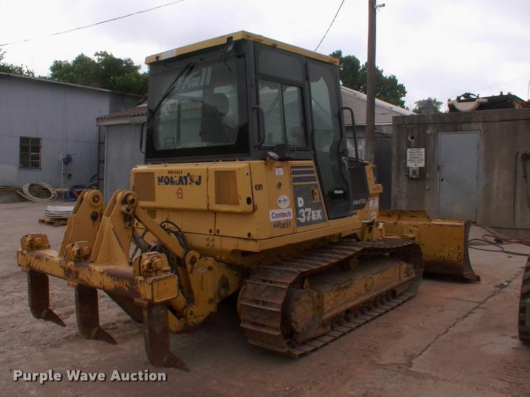 image for item DK9708 2005 Komatsu 37EX dozer
