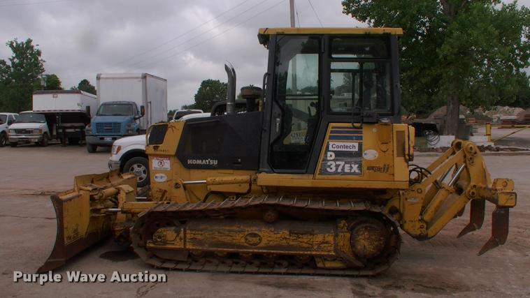 image for item DK9708 2005 Komatsu 37EX dozer