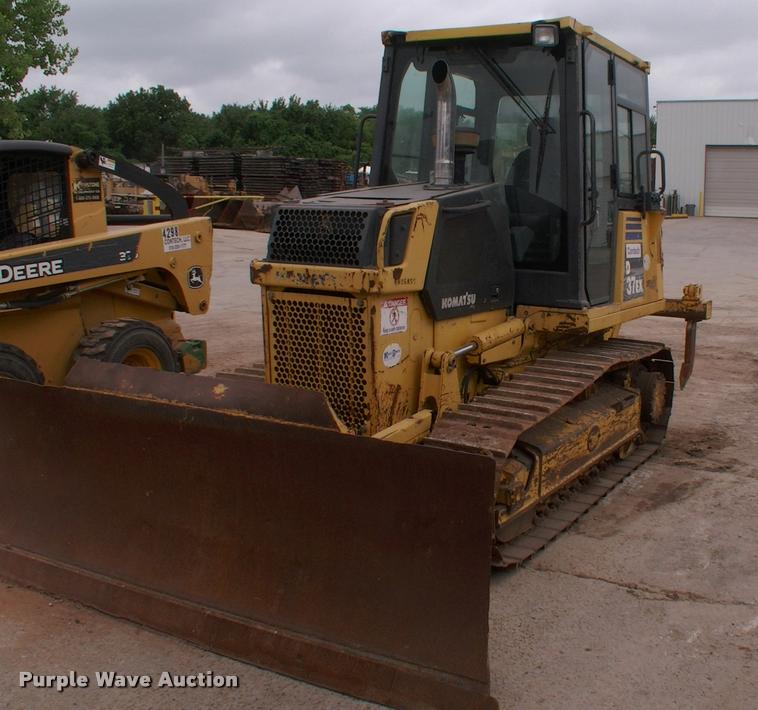 image for item DK9708 2005 Komatsu 37EX dozer