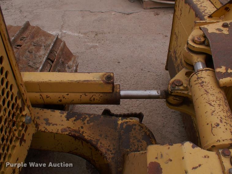 image for item DK9708 2005 Komatsu 37EX dozer