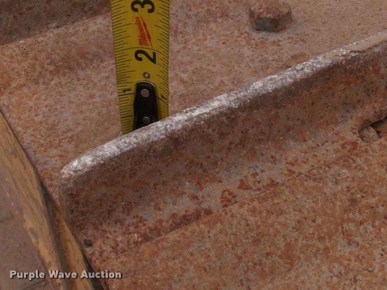 image for item DK9708 2005 Komatsu 37EX dozer