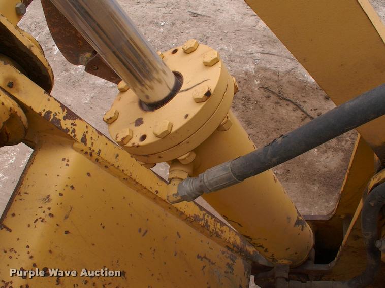 image for item DK9708 2005 Komatsu 37EX dozer