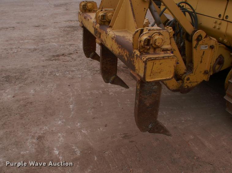 image for item DK9708 2005 Komatsu 37EX dozer