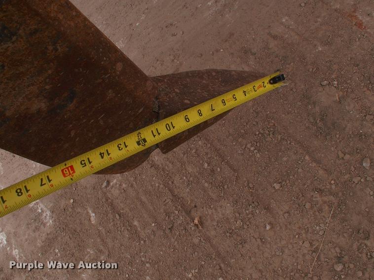 image for item DK9708 2005 Komatsu 37EX dozer