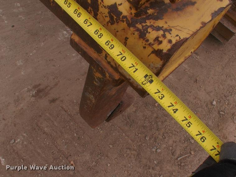 image for item DK9708 2005 Komatsu 37EX dozer