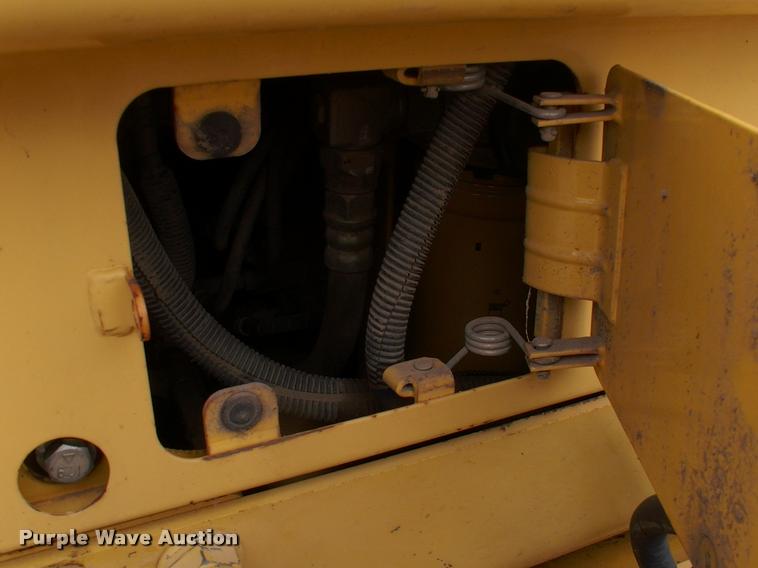 image for item DK9708 2005 Komatsu 37EX dozer