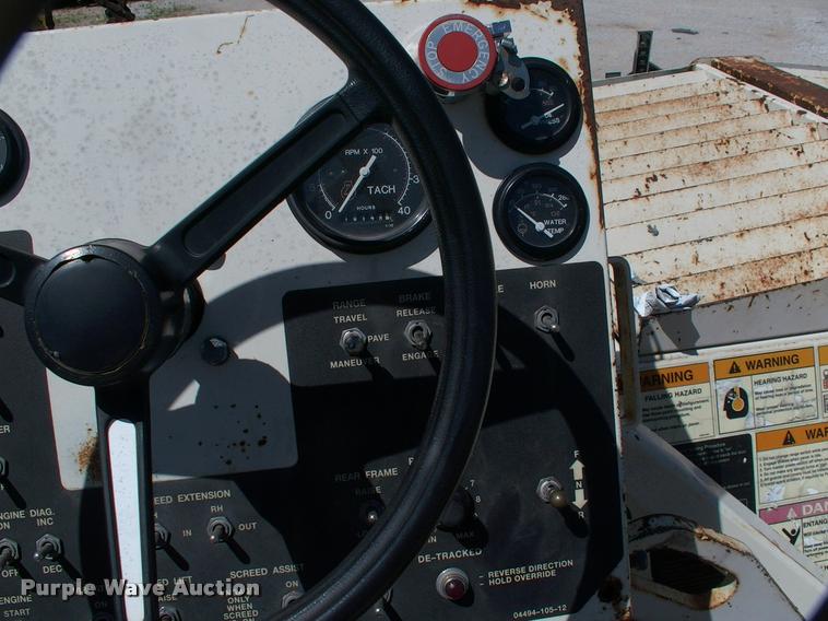 image for item DK9724 2005 Cedarapids CR462 paver