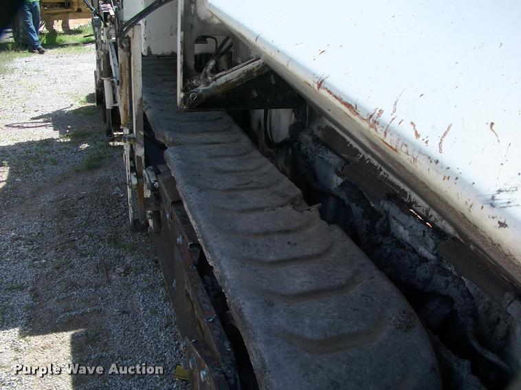 image for item DK9724 2005 Cedarapids CR462 paver