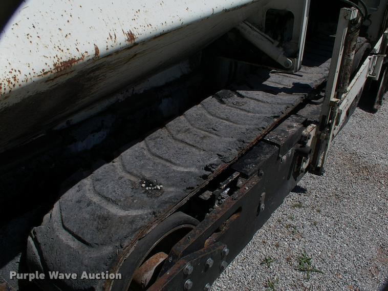 image for item DK9724 2005 Cedarapids CR462 paver