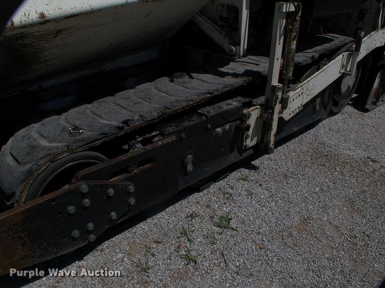 image for item DK9724 2005 Cedarapids CR462 paver