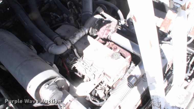 image for item DK9724 2005 Cedarapids CR462 paver