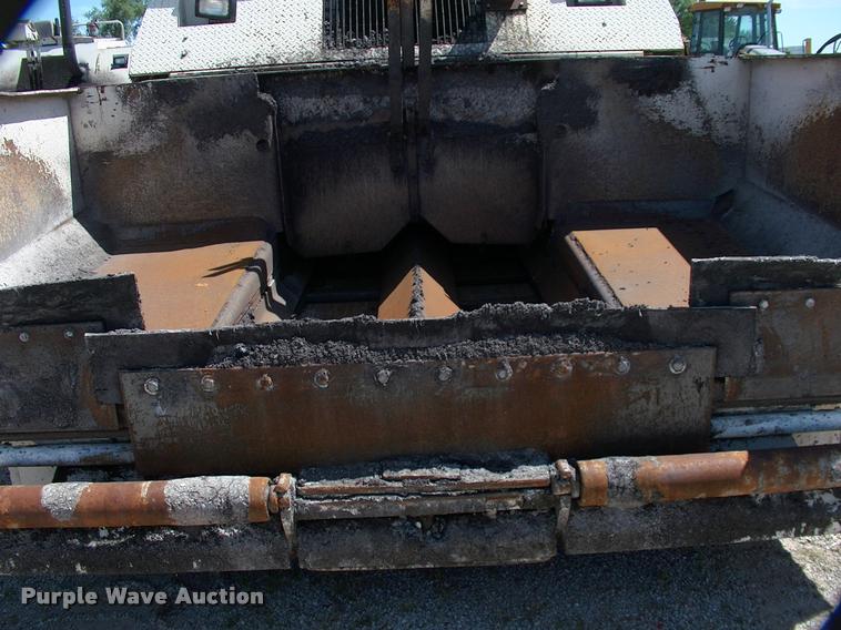 image for item DK9725 2001 Cedarapids CR361R paver