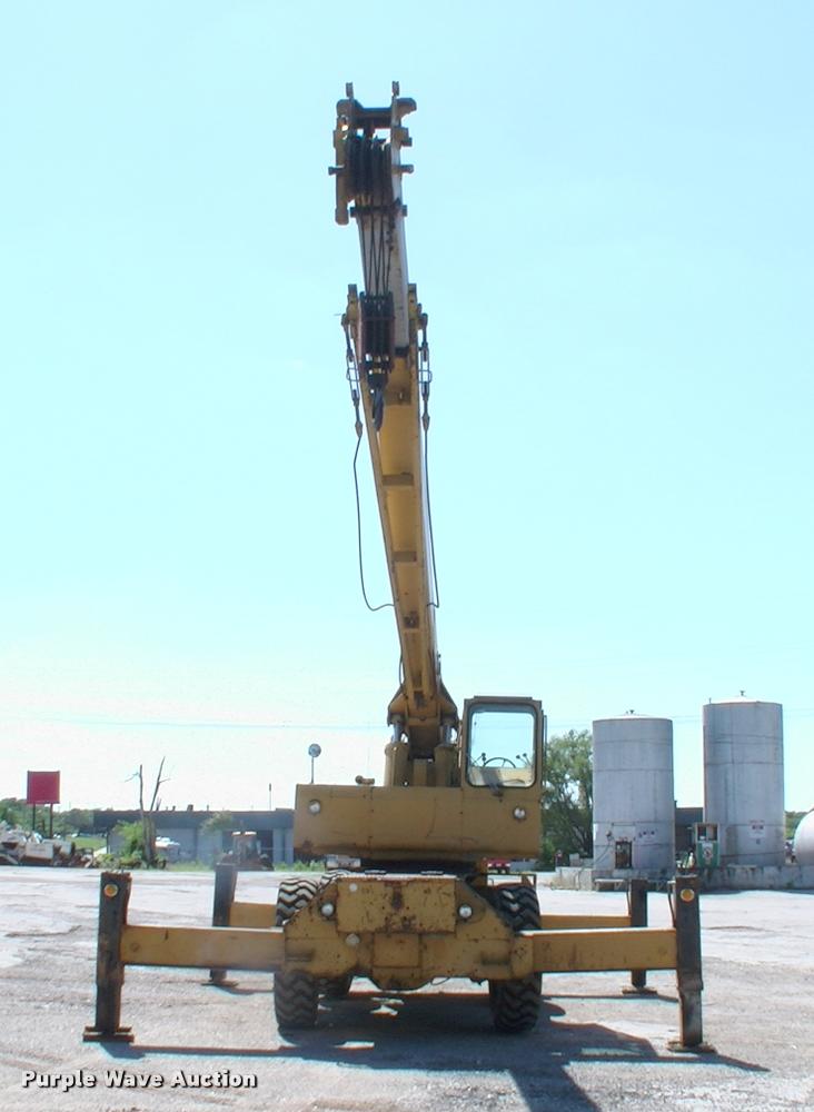image for item DK9727 1977 Grove RT620S crane