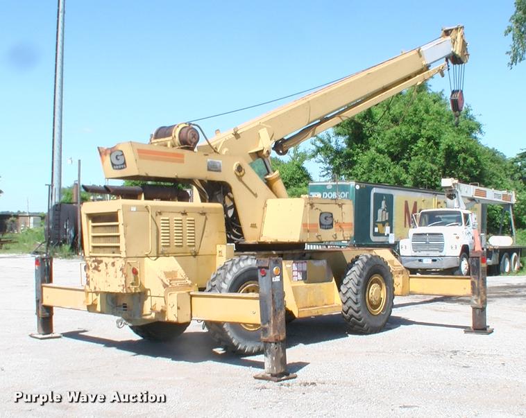 image for item DK9727 1977 Grove RT620S crane