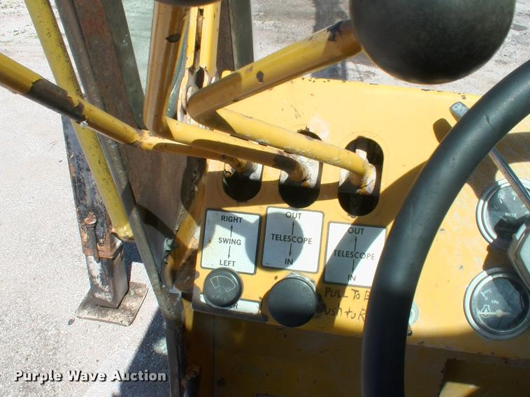 image for item DK9727 1977 Grove RT620S crane