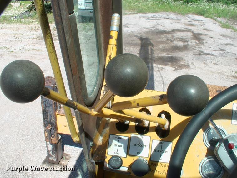 image for item DK9727 1977 Grove RT620S crane