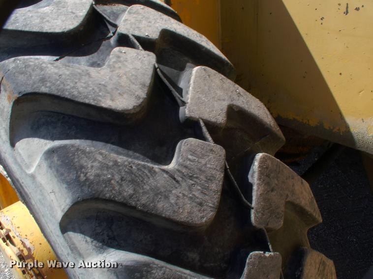 image for item DK9727 1977 Grove RT620S crane