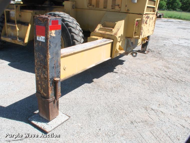 image for item DK9727 1977 Grove RT620S crane