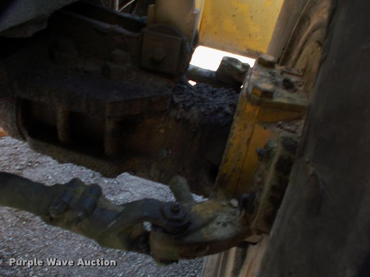 image for item DK9727 1977 Grove RT620S crane